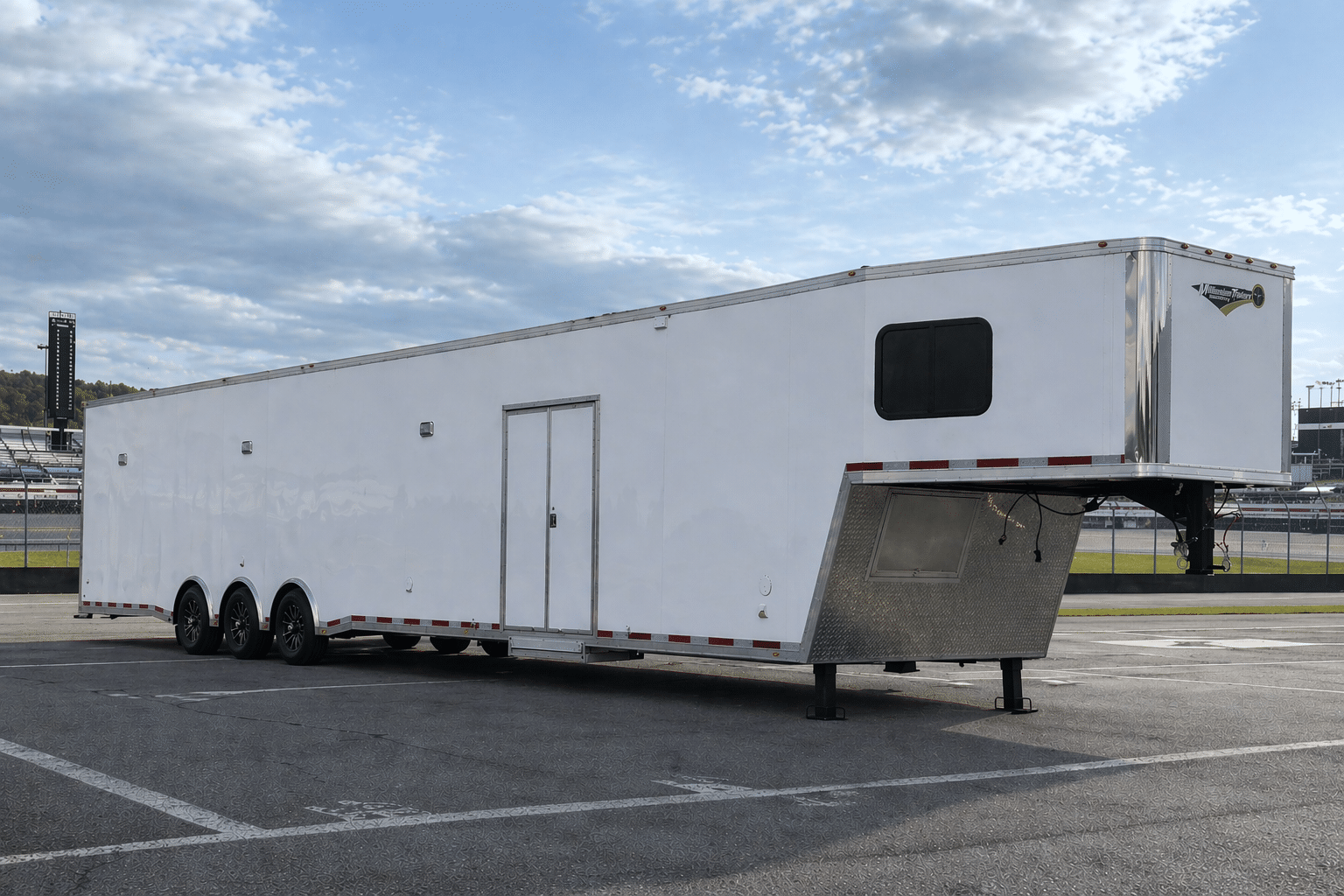 Enclosed Gooseneck Trailer 2025 48ft. Platinum w/Large Corner Bathroom, Aluminum Wheels, & More! 0188
