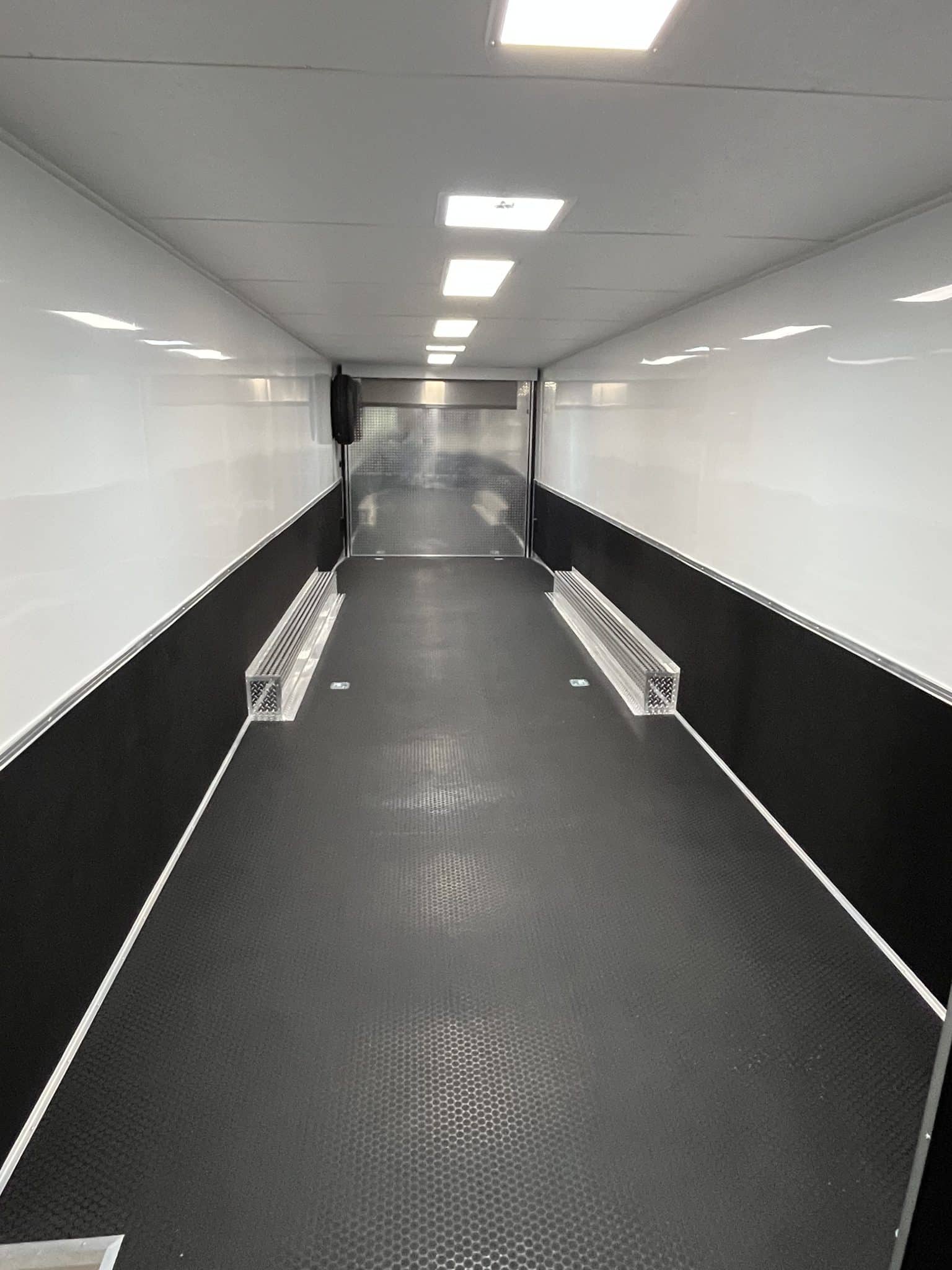 Enclosed Gooseneck Trailer 2025 48ft. Platinum w/Large Corner Bathroom, Aluminum Wheels, & More! 0188 - Image 7