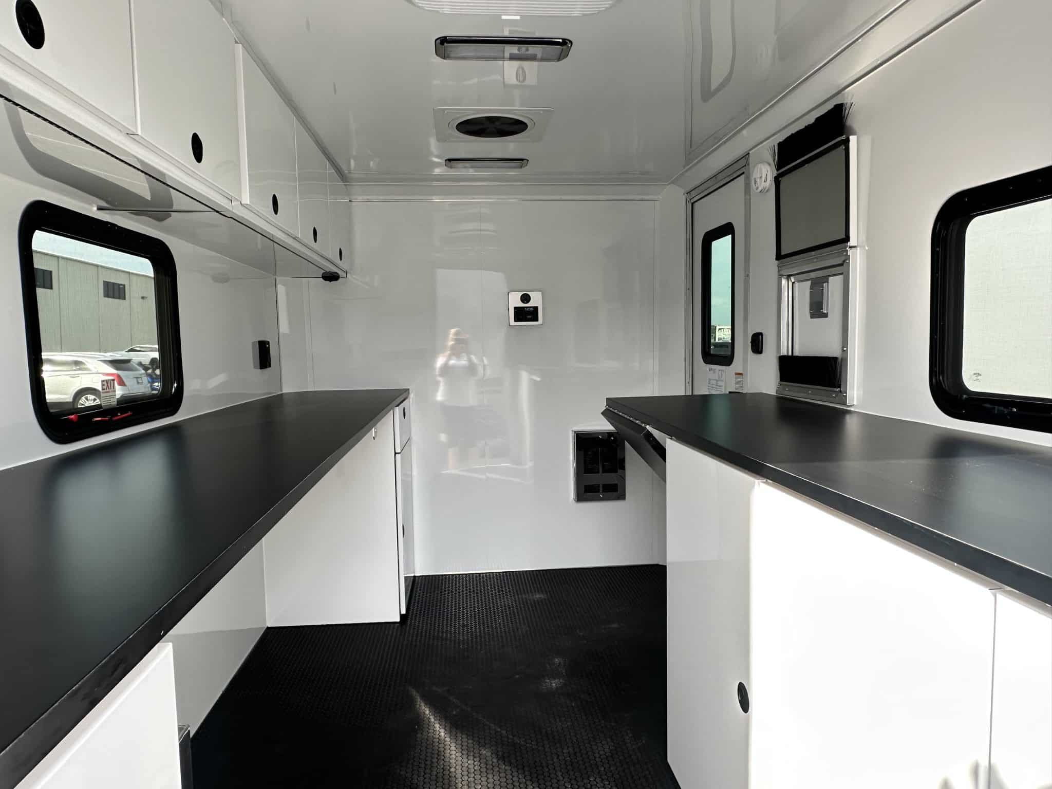 Enclosed ATC 2026 7ft. X 12ft. Aluminum PRO 300F Fiber Optic Splicing Trailer w/Generator 5581 - Image 3