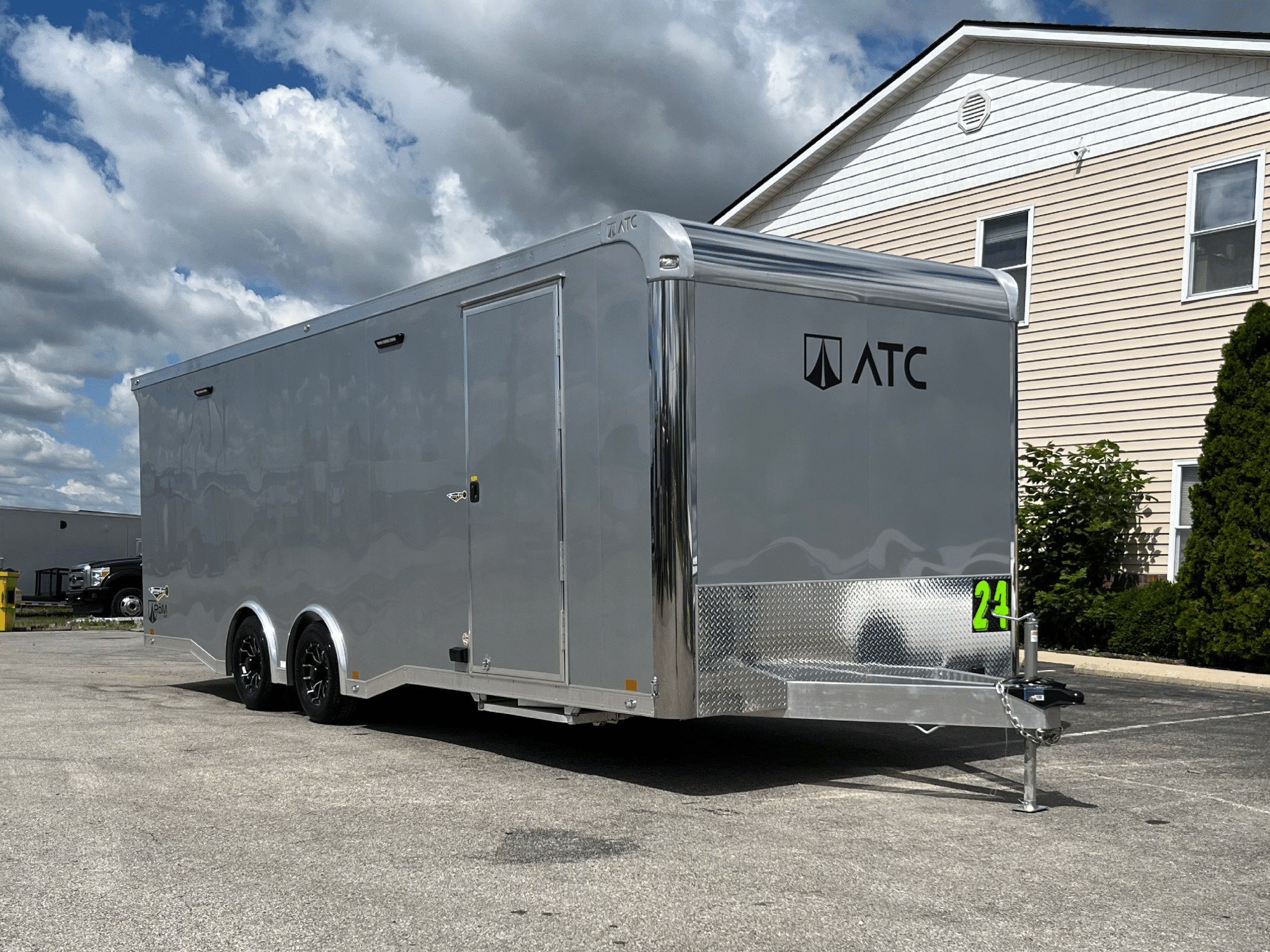 Enclosed ATC Car Trailer 2027 24ft. Aluminum ROM 450 w/LifeTrac & Large Escape Door 7057 - Image 7