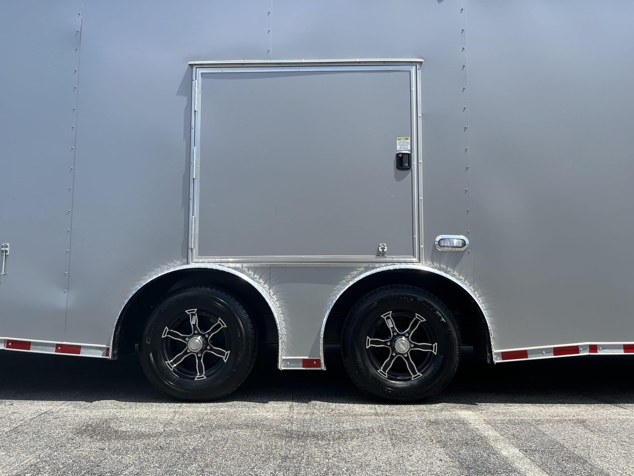 Enclosed Car Trailer 2026 28ft. New Econo-Max w/Race Package & .080 Poly-Core Ext. 2813 - Image 9